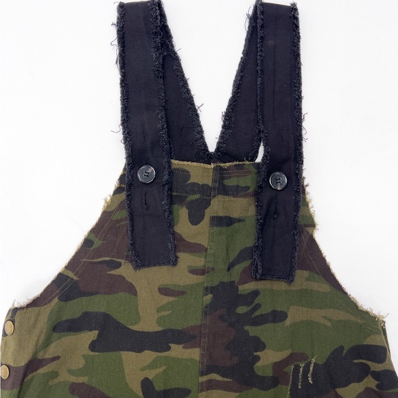 🟢 Kate Hewko Camo Skirt Overalls 🟢 - Picture 5 of 7